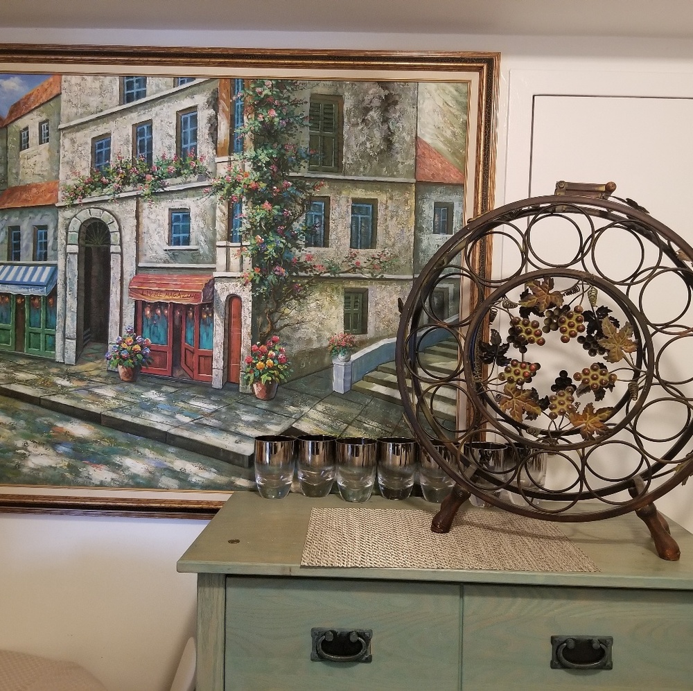 Dresser, panting and wine holder(for 12 bottles)